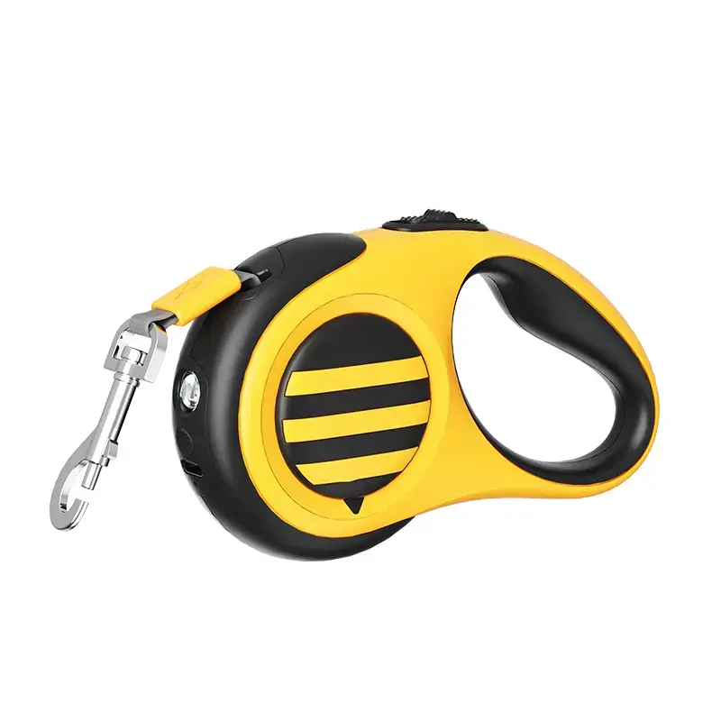 5-meter retractable dog leash with built-in LED light for safe night walking and comfortable control by Xianzhuo Tech